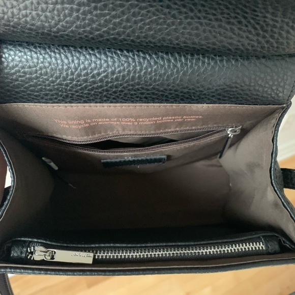 Matt & Nat Crossbody Purse - Picture 3 of 3